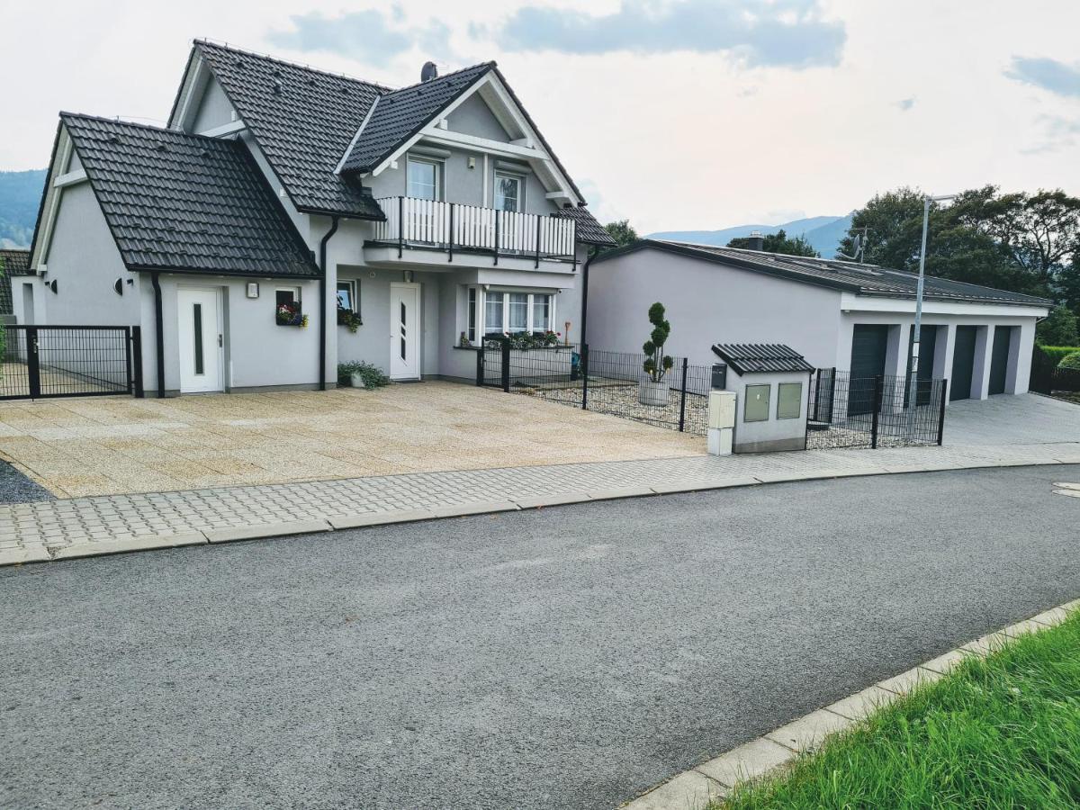 Apartman S Vlastnim Vchodem Klima Terasa Vrbno pod Pradědem Eksteriør billede